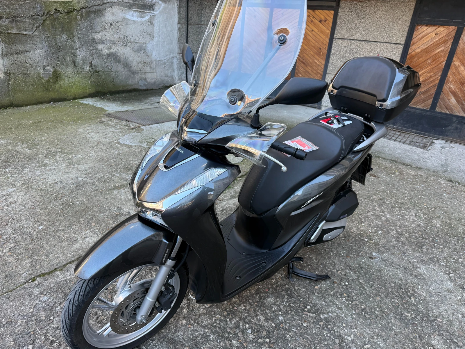 Honda Sh 125, снимка 9 - Мотоциклети и мототехника - 54104772