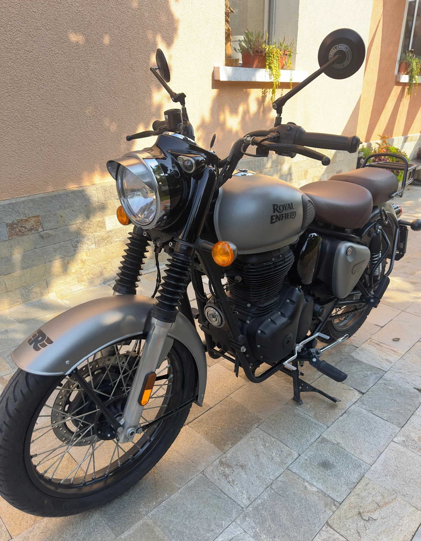 Royal Enfield Classic 350, снимка 3 - Мотоциклети и мототехника - 55600688