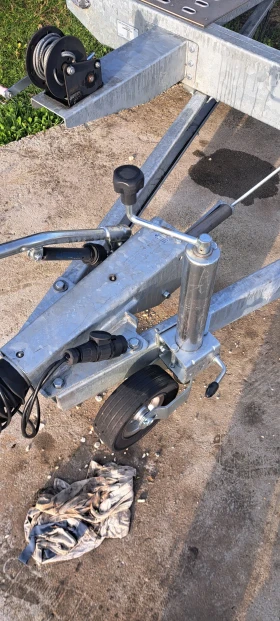 За автомобил Agados Niuadow 6.10д.2.10ш.3500кг, снимка 9 - Ремаркета - 52537156