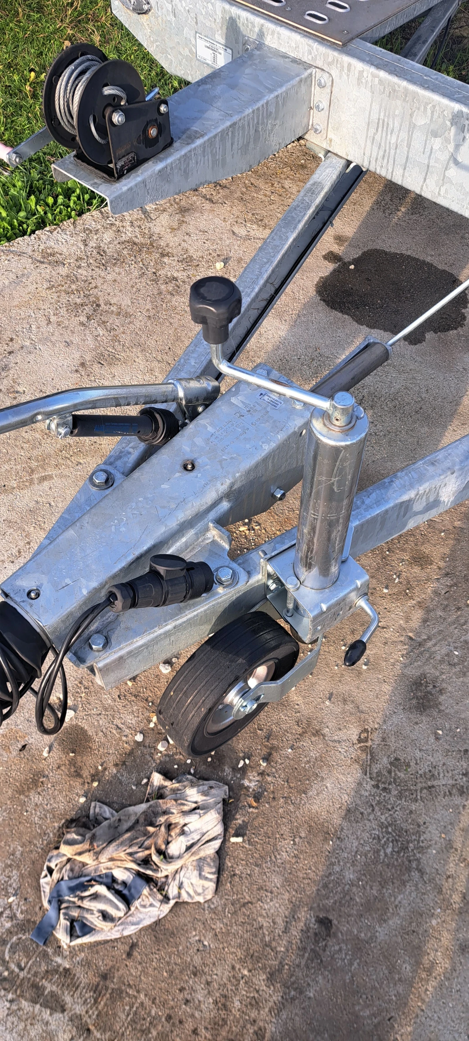 �� ��������� Agados Niuadow 6.10�.2.10�.3500�� | Mobile.bg � ����������� 9