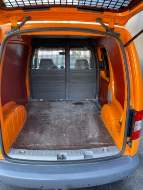 VW Caddy 1.9TDI 105кс Обслужен всичко платено!, снимка 15