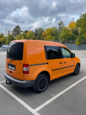 VW Caddy 1.9TDI 105кс Обслужен всичко платено!, снимка 2