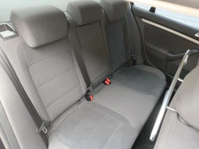 VW Jetta 1.6i 102к.с., снимка 13