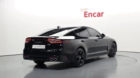 Kia Stinger 2.2d* HUD* ПОДГРЕВ ВОЛАН* ЕЛ. БАГАЖНИК* КРАЙНА ЦЕН, снимка 2