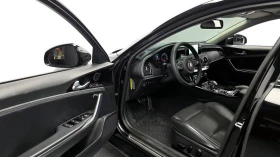 Kia Stinger 2.2d* HUD* ПОДГРЕВ ВОЛАН* ЕЛ. БАГАЖНИК* КРАЙНА ЦЕН, снимка 10