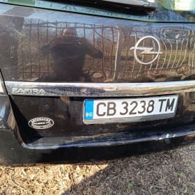 Opel Zafira, снимка 8 - Автомобили и джипове - 45398475