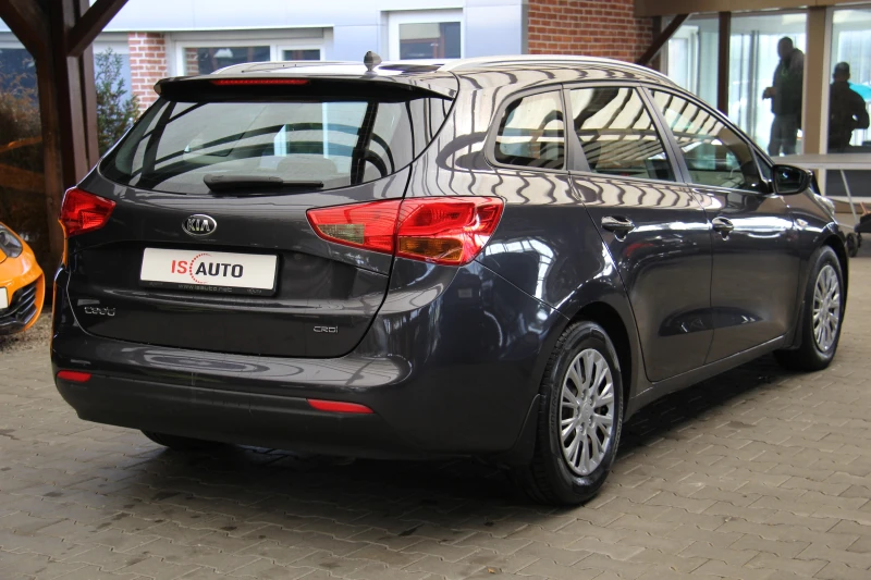 Kia Ceed, снимка 4 - Автомобили и джипове - 47795996