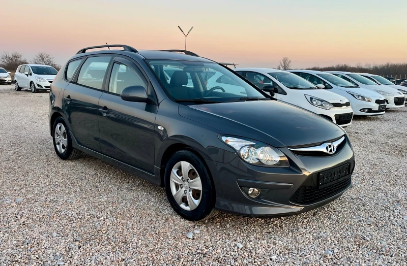 Hyundai I30 1.6d* 90k.c* 6-скорости* Facelift, снимка 2 - Автомобили и джипове - 48499139