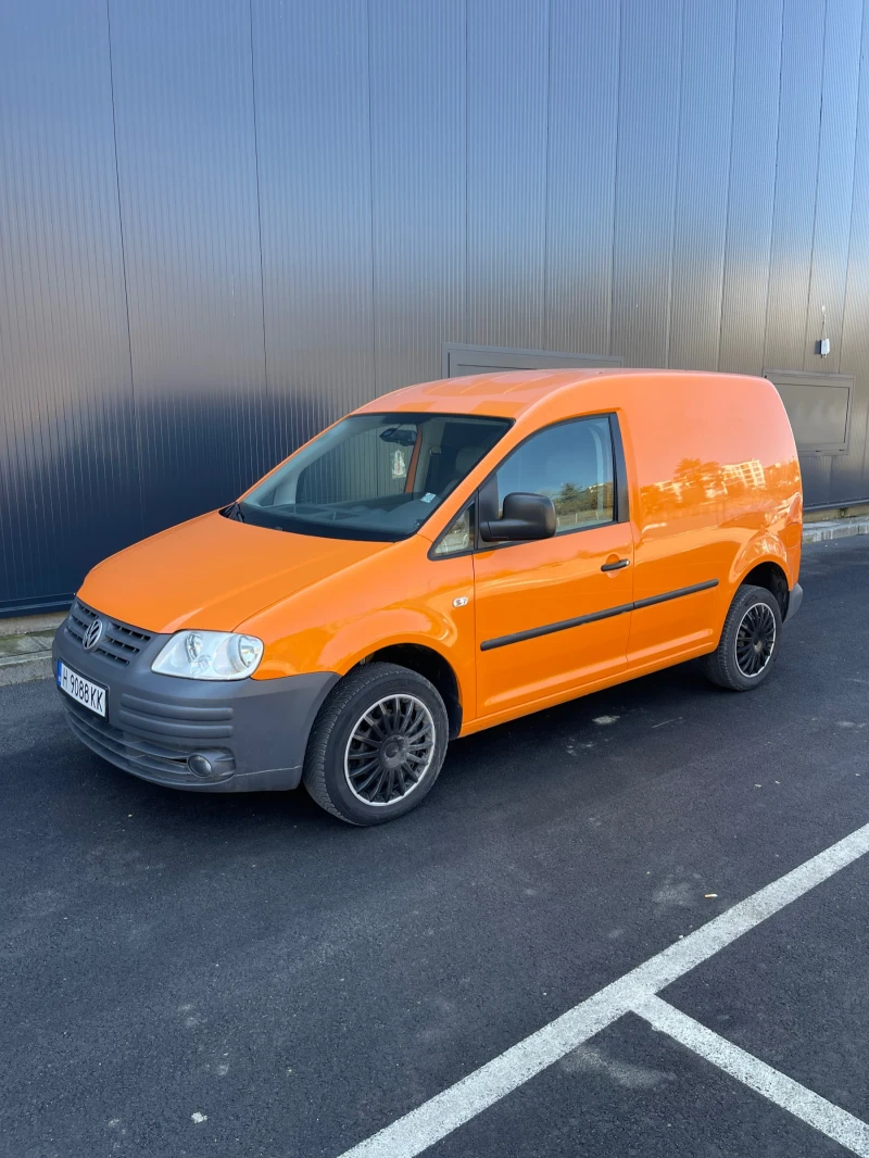 VW Caddy 1.9TDI 105PS Обслужен всичко платено!, снимка 1 - Автомобили и джипове - 49371935