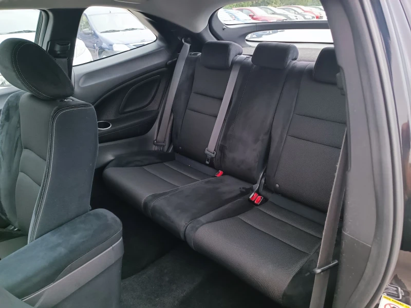 Honda Civic 1.8i-140кс-ШВЕЙЦАРИЯ-РЪЧКА-6ск-TypeS, снимка 11 - Автомобили и джипове - 51839947