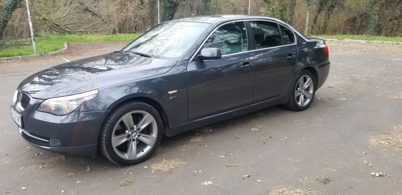 BMW 530 3.0D XDrive, снимка 3 - Автомобили и джипове - 52092057