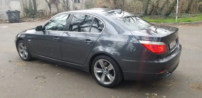 BMW 530 3.0D XDrive, снимка 5 - Автомобили и джипове - 52092057