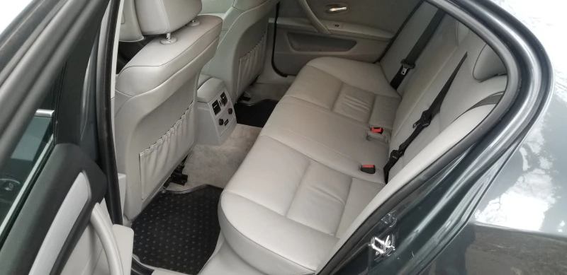 BMW 530 3.0D XDrive, снимка 9 - Автомобили и джипове - 52092057