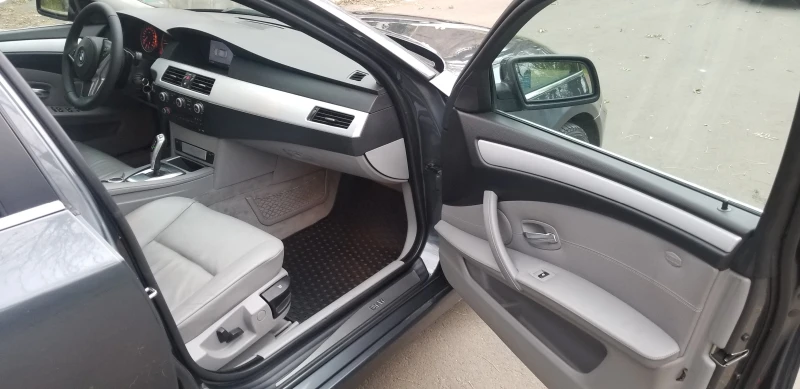 BMW 530 3.0D XDrive, снимка 8 - Автомобили и джипове - 52092057