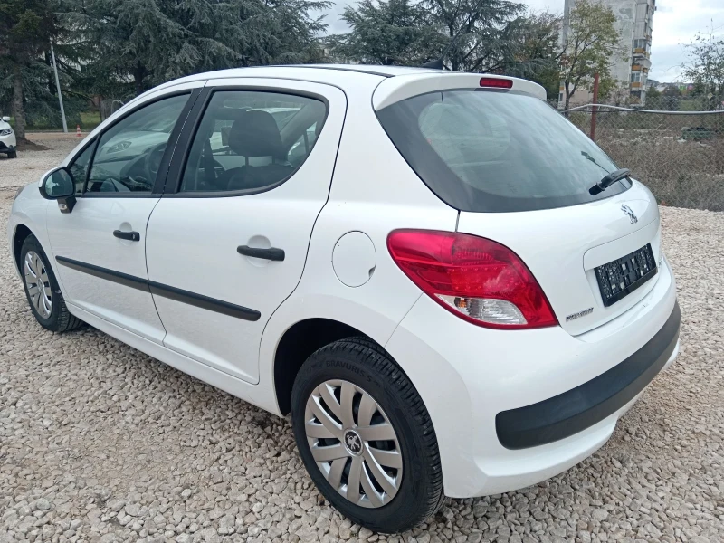 Peugeot 207 1.4i - 73К.С., снимка 7 - Автомобили и джипове - 52243357