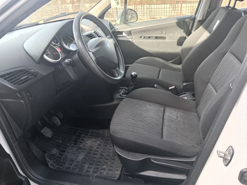 Peugeot 207 1.4i - 73К.С., снимка 9 - Автомобили и джипове - 52243357