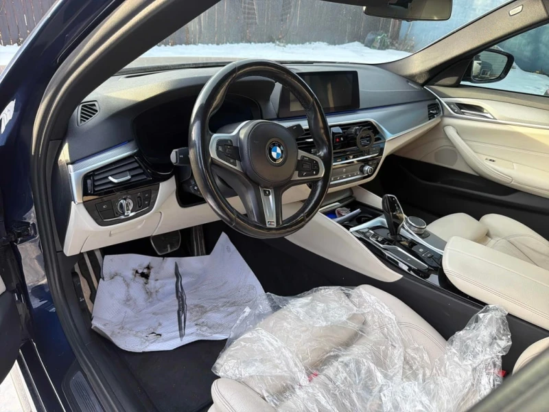 BMW 530 530i xDrive  CARFAX, снимка 5 - Автомобили и джипове - 52902135