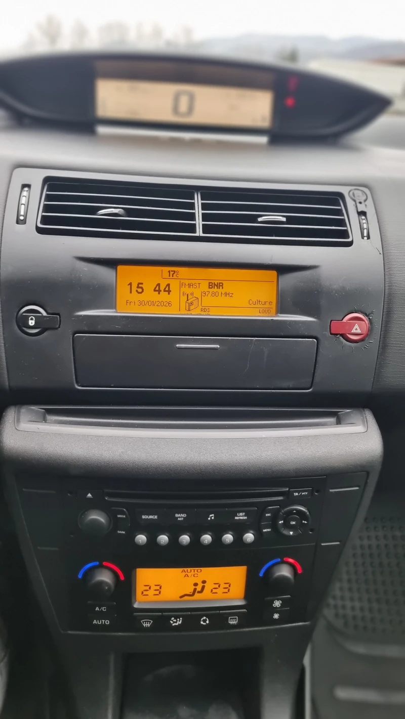 Citroen C4, снимка 17 - Автомобили и джипове - 53287725