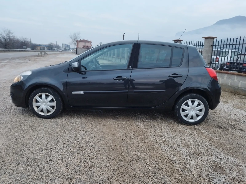 Renault Clio 1.2 i 75 kc., снимка 2 - Автомобили и джипове - 53483608