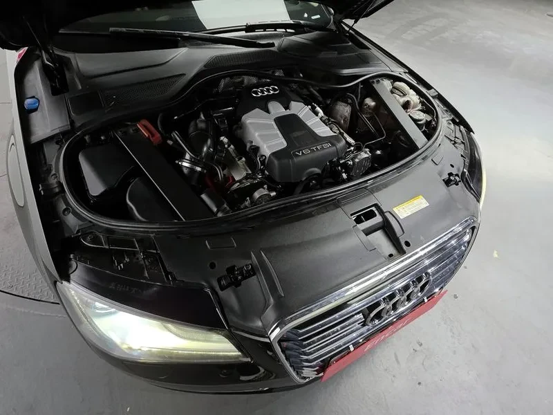 Audi A8 3.0 Tfsi Quattro, снимка 6 - Автомобили и джипове - 54188750