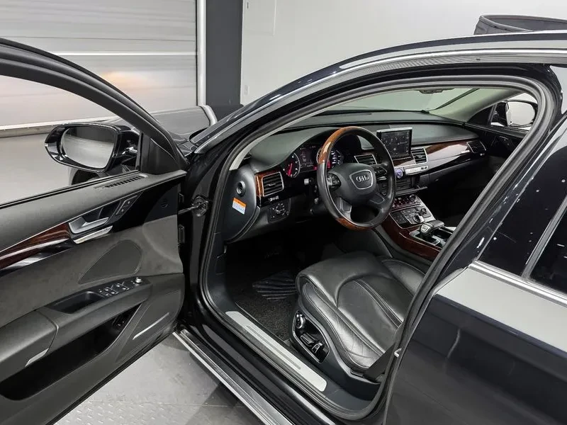 Audi A8 3.0 Tfsi Quattro, снимка 10 - Автомобили и джипове - 54188750