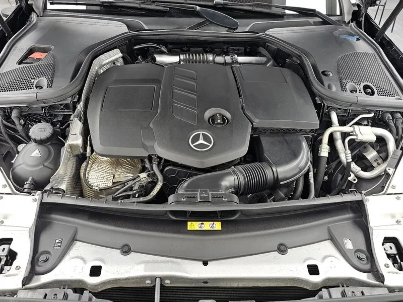 Mercedes-Benz E 220 D Coupe, снимка 6 - Автомобили и джипове - 56091833