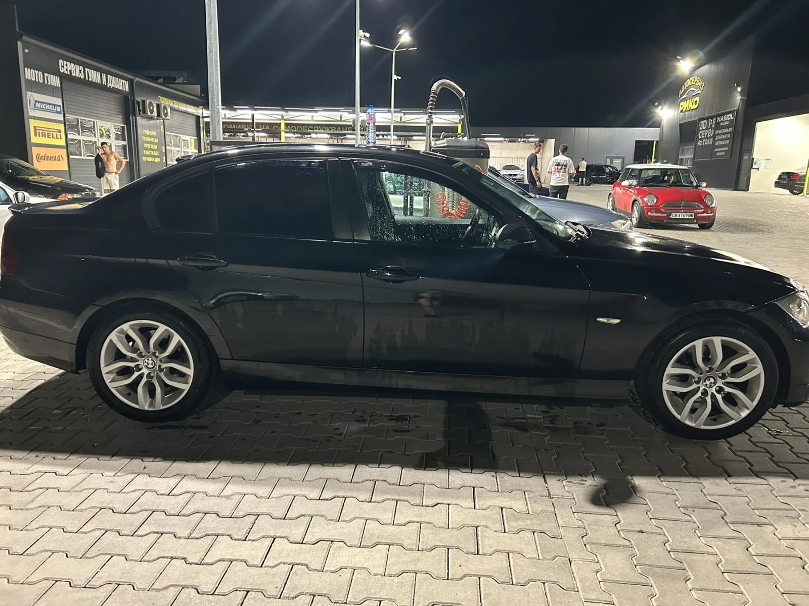 BMW 320  - изображение 2