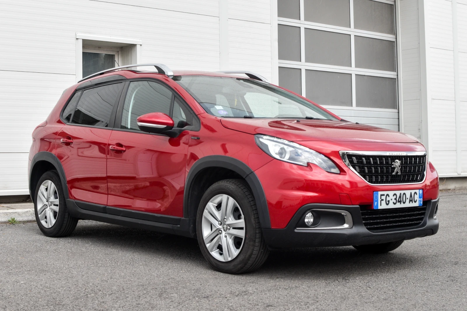 Peugeot 2008 1.2 Signature * Auto* * 98 Хил.км*  - изображение 4