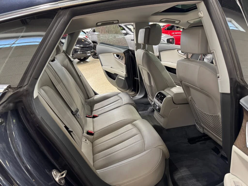 Audi A7 *  *    * CARFAX *  | Mobile.bg   12