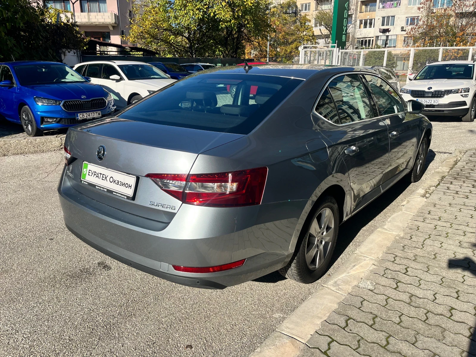 Skoda Superb 2.0TDI  | Mobile.bg — изображение 3