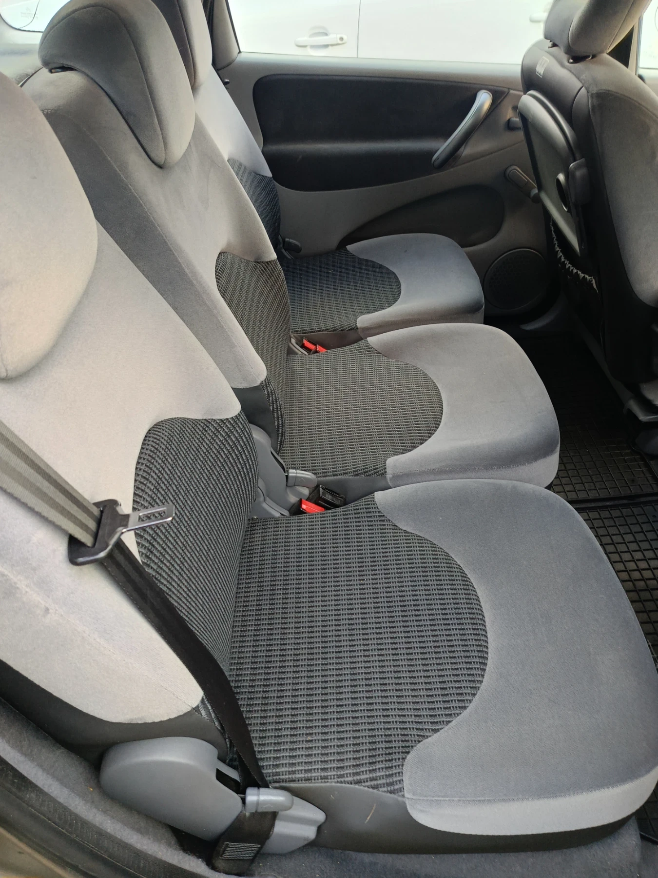 Citroen Xsara picasso 1.6 I  - изображение 7