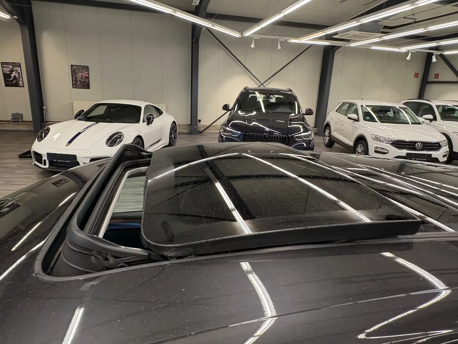 VW Arteon ELEGANCE/190HP/MASSAGE/CAM/AHK/ACC/LED/124h - изображение 7