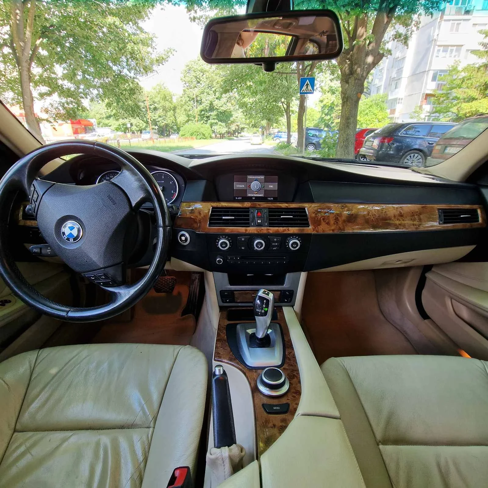 BMW 525  - изображение 6