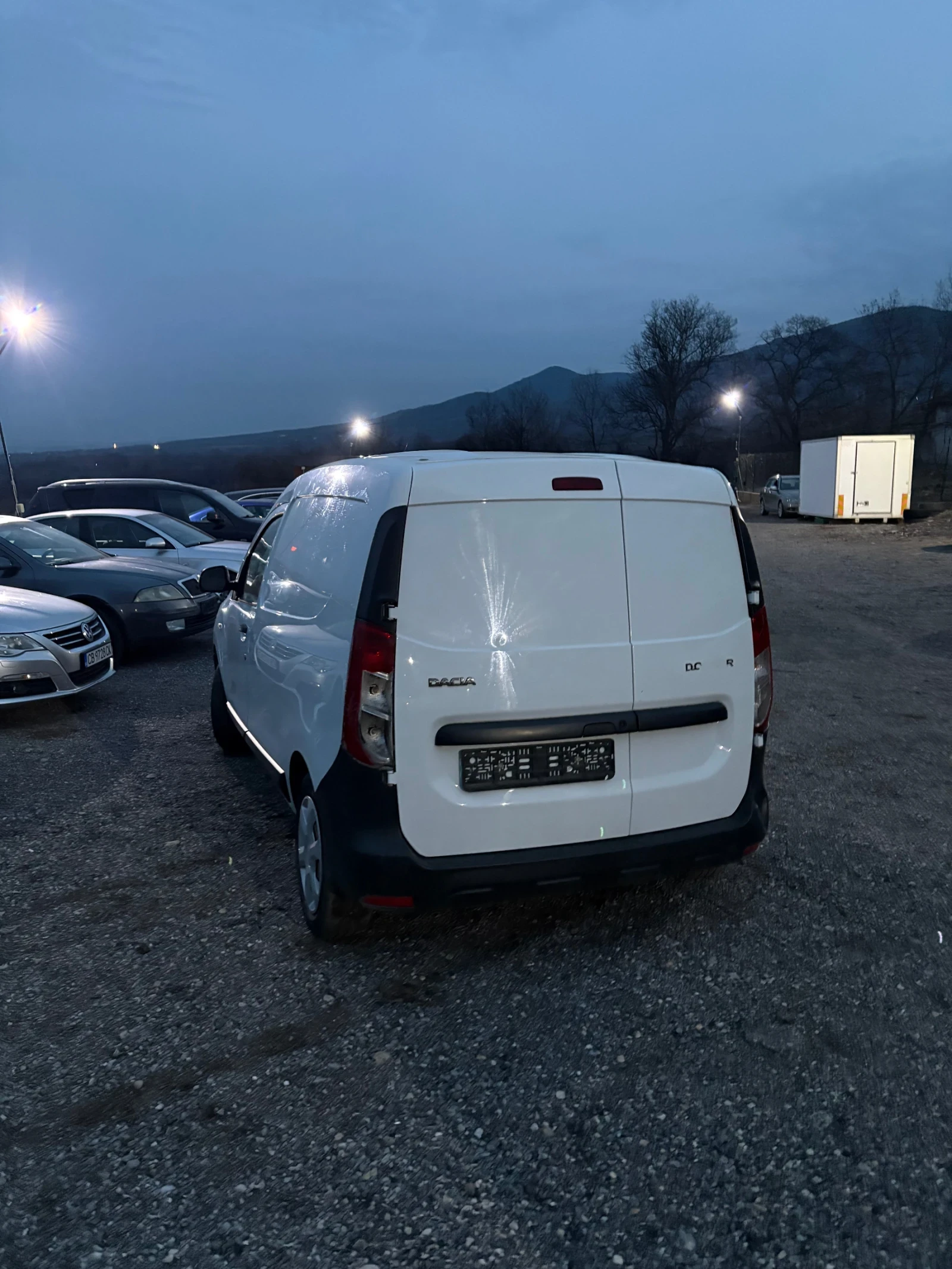 Dacia Dokker 1.6 газ-бензин - изображение 10