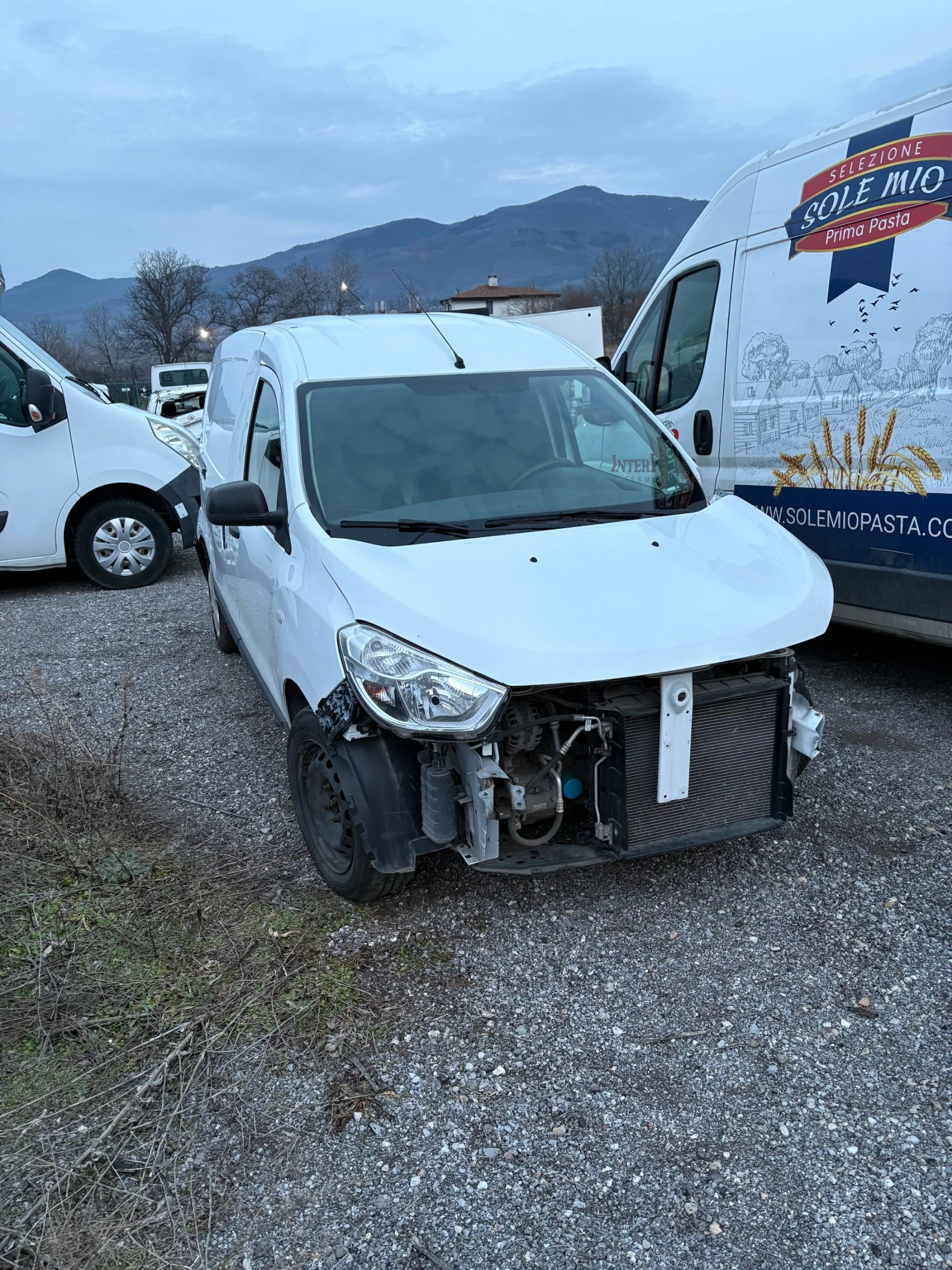 Dacia Dokker 1.6 газ-бензин - изображение 5