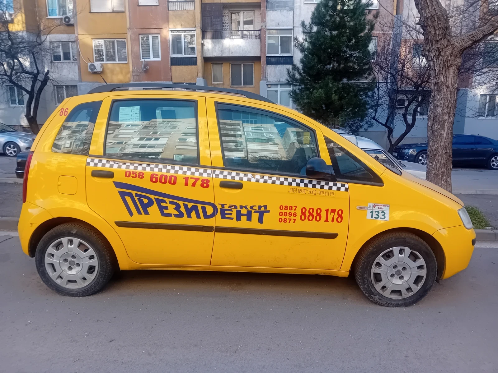 Fiat Idea, снимка 2 - Автомобили и джипове - 53785203