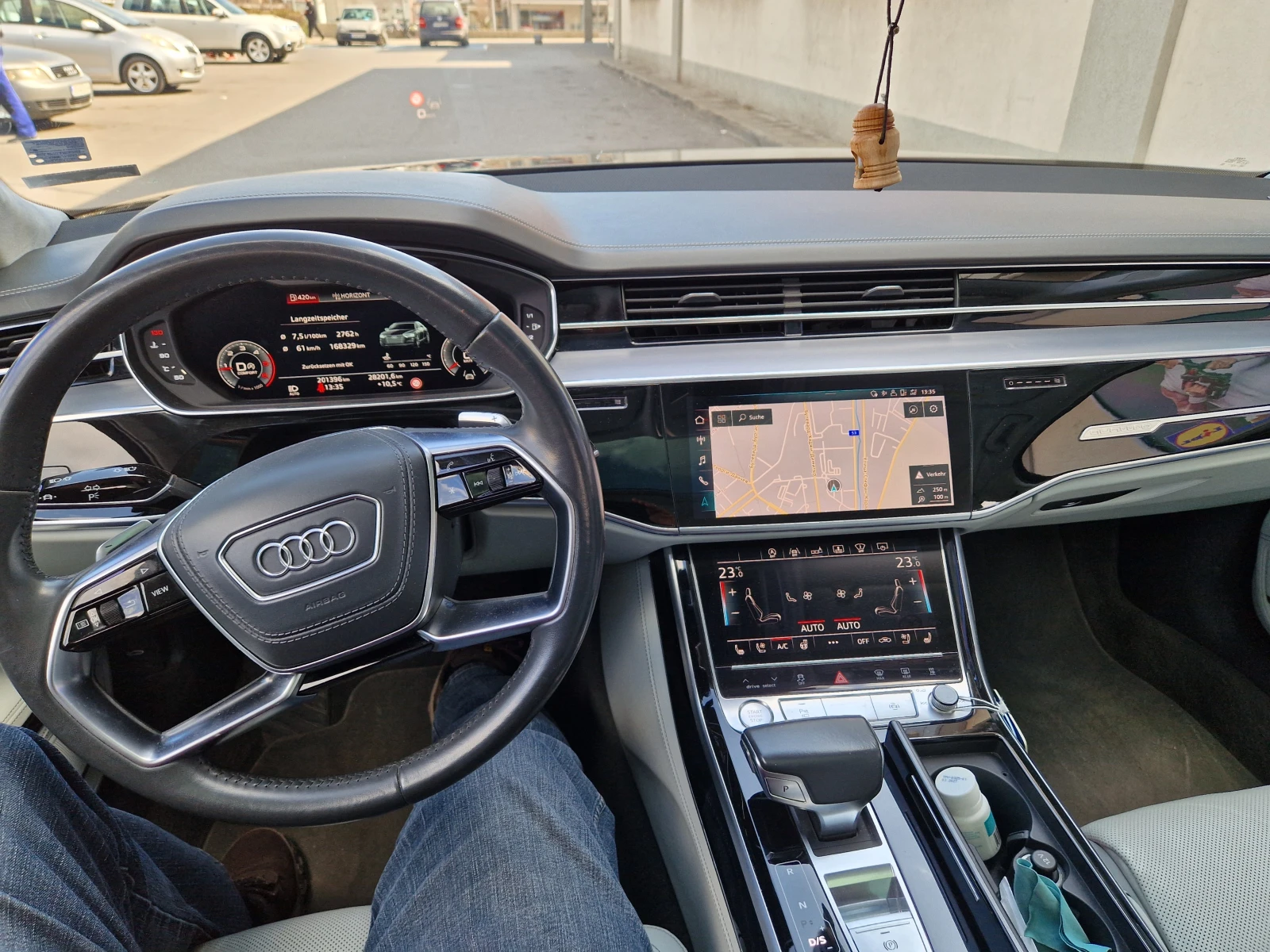 Audi A8 lang, снимка 11 - Автомобили и джипове - 53850297