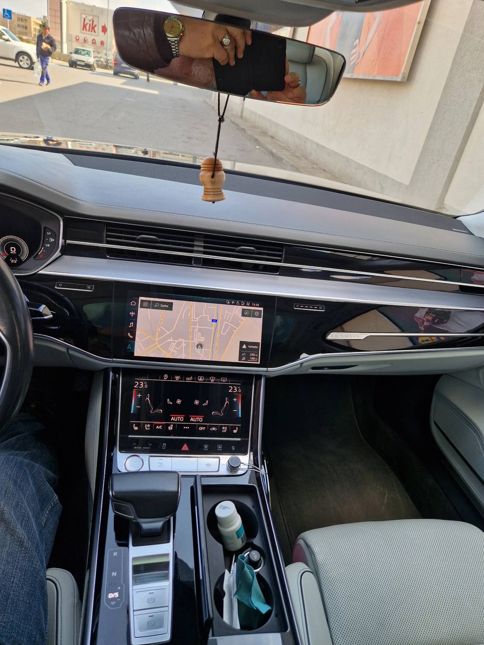 Audi A8 lang, снимка 17 - Автомобили и джипове - 53850297