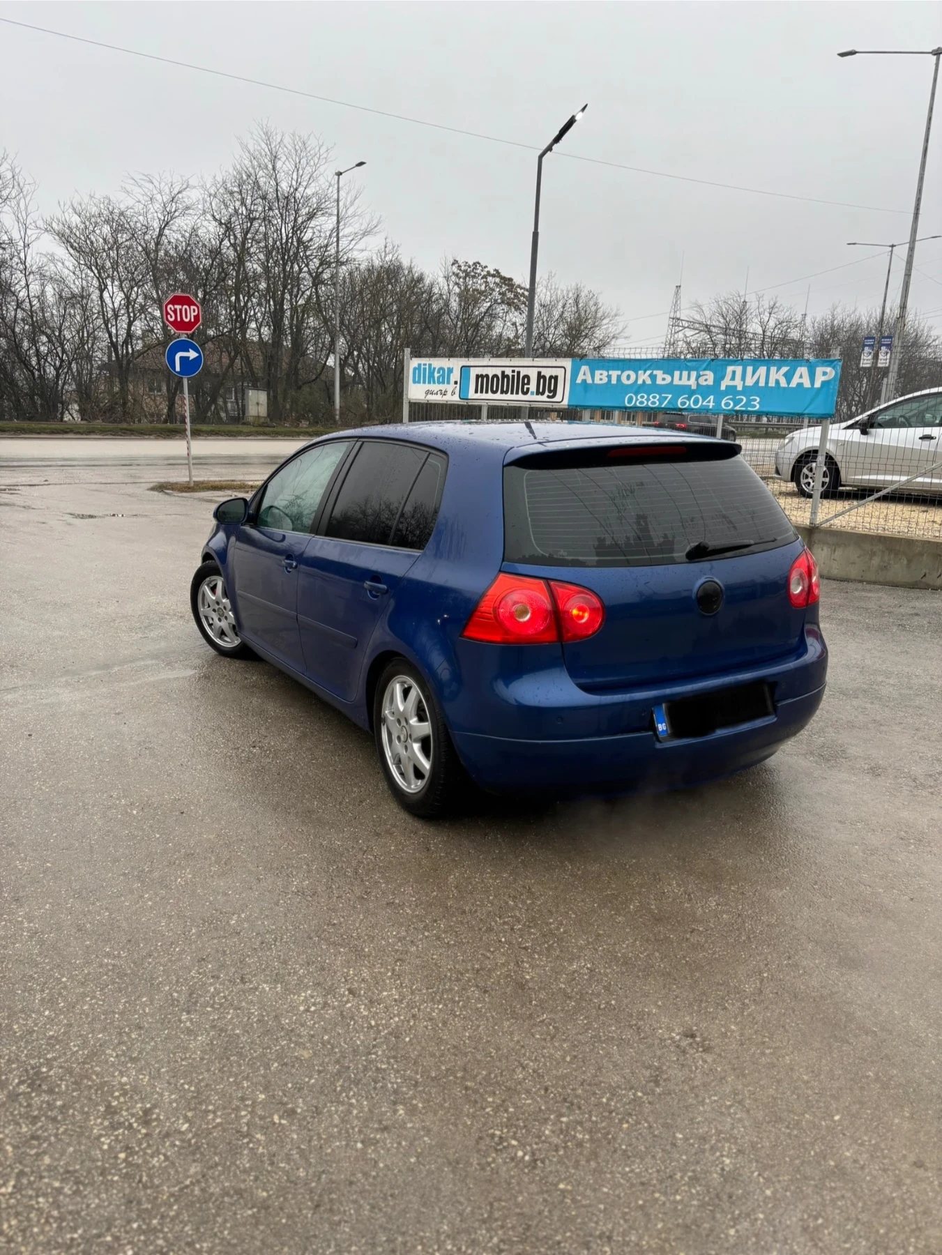 VW Golf 2.0 FSI, снимка 2 - Автомобили и джипове - 53964939