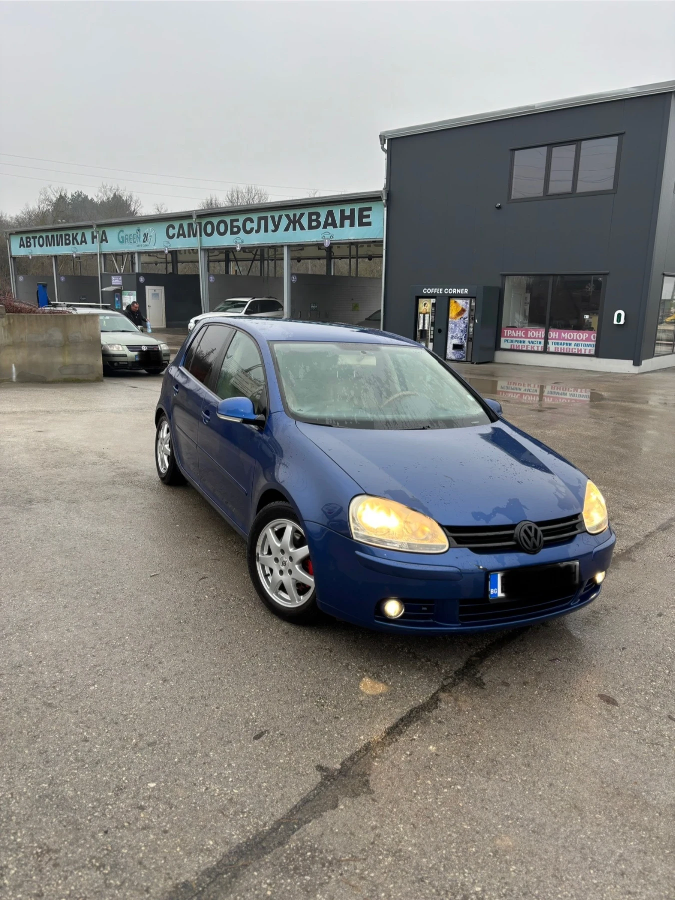 VW Golf 2.0 FSI, снимка 5 - Автомобили и джипове - 53964939