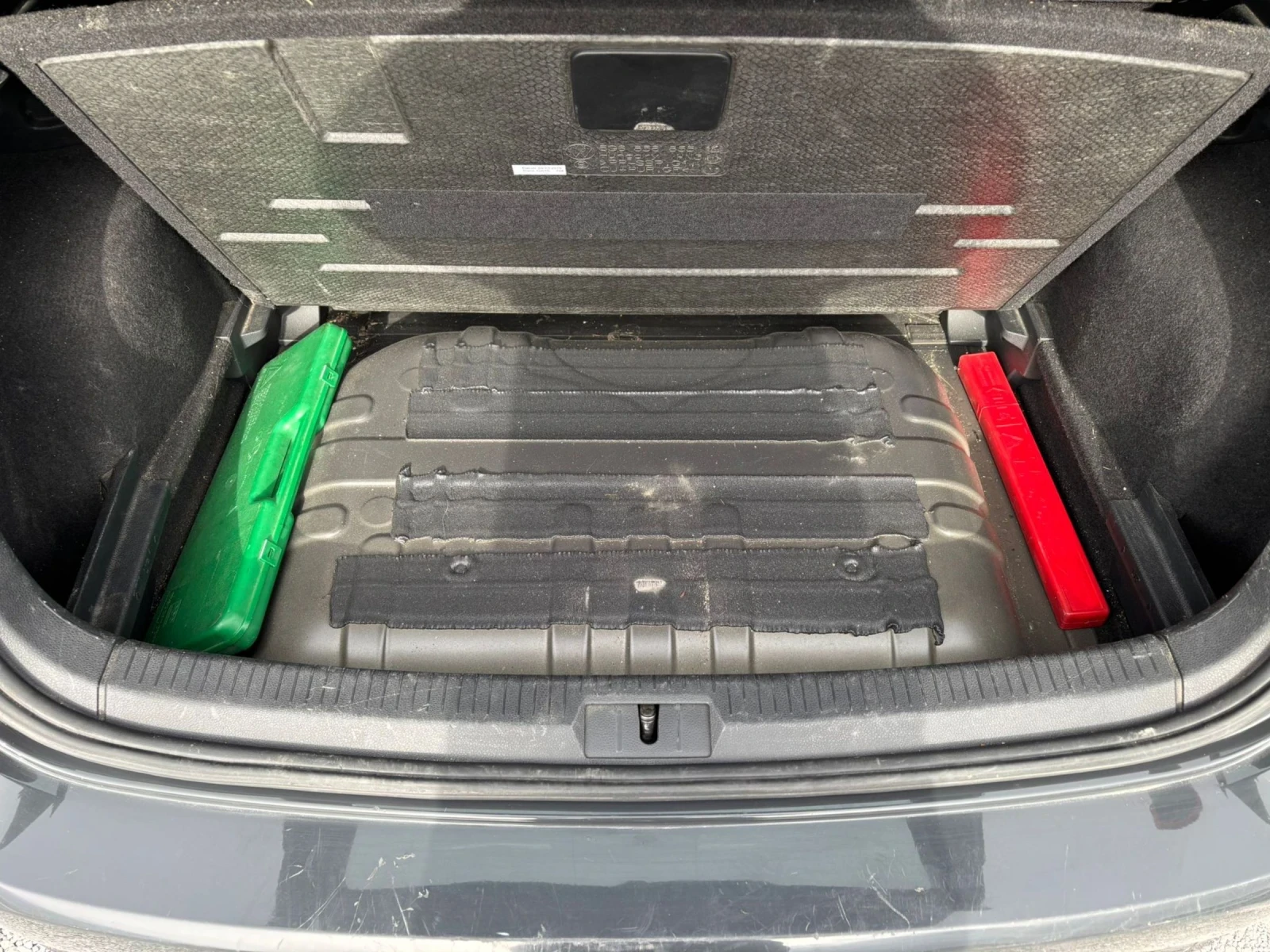 VW Golf 1.4tgi, снимка 14 - Автомобили и джипове - 54061493