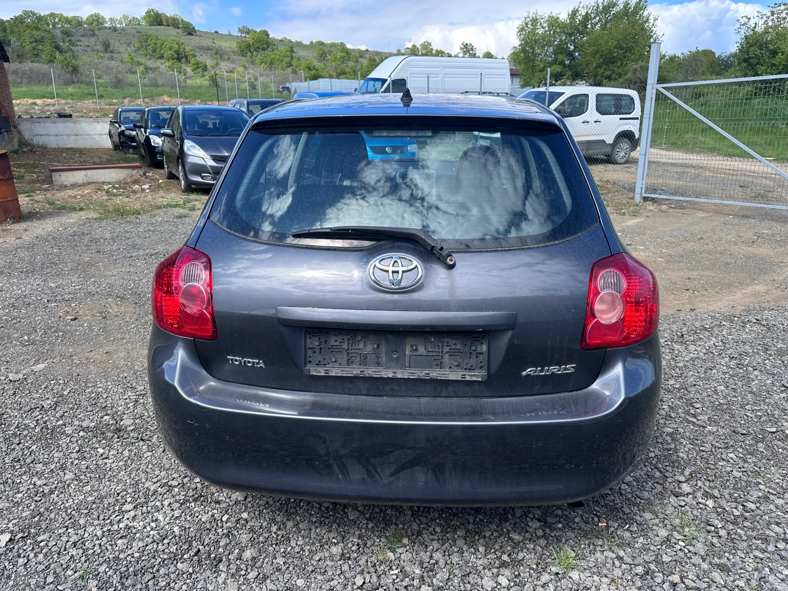 Toyota Auris 1.4 НА ЧАСТИ, снимка 6 - Автомобили и джипове - 54399161
