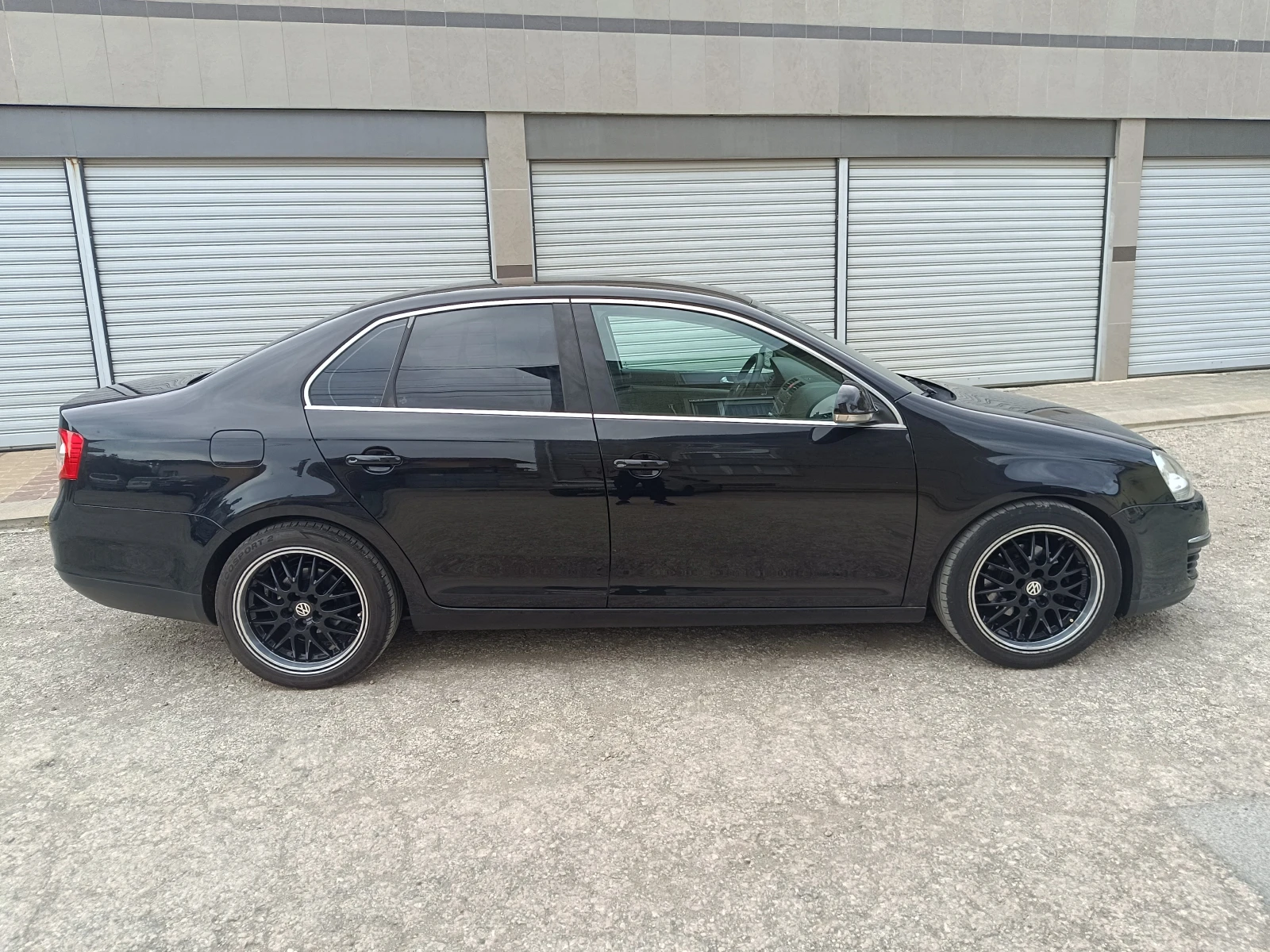 VW Jetta 1.6i 102к.с., снимка 6 - Автомобили и джипове - 54576340