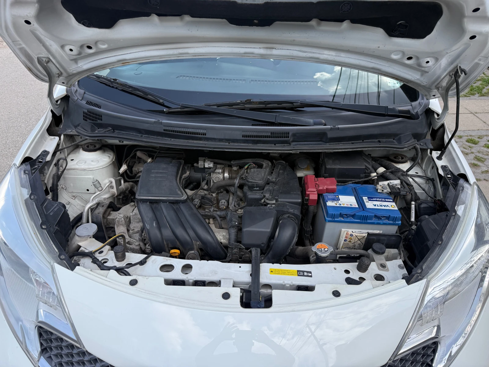 Nissan Note 1.2i, снимка 14 - Автомобили и джипове - 54671961