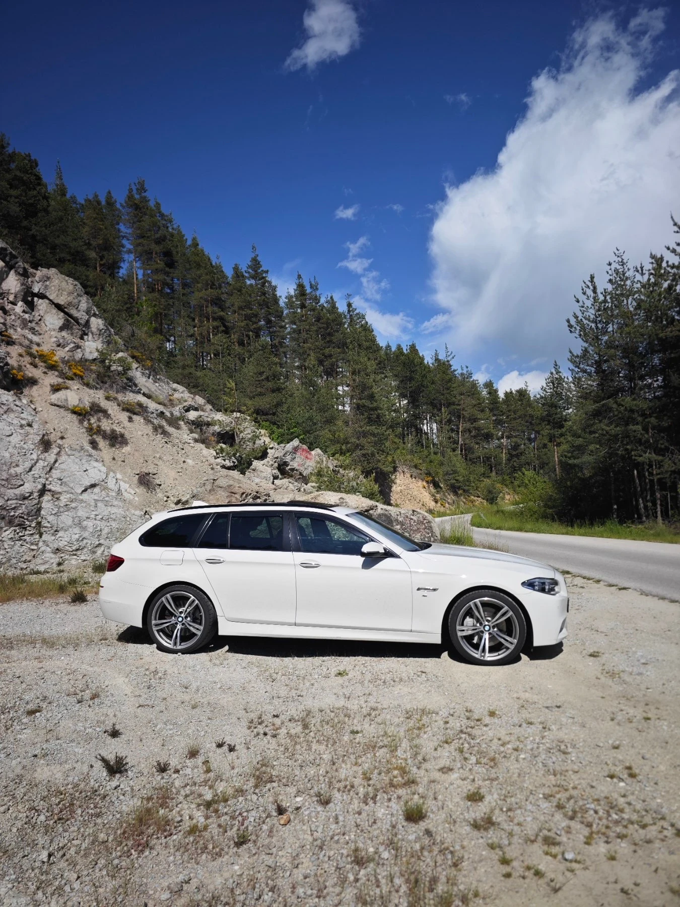 BMW 530 ХD Facelift-LCI Shadow line, снимка 2 - Автомобили и джипове - 54729007