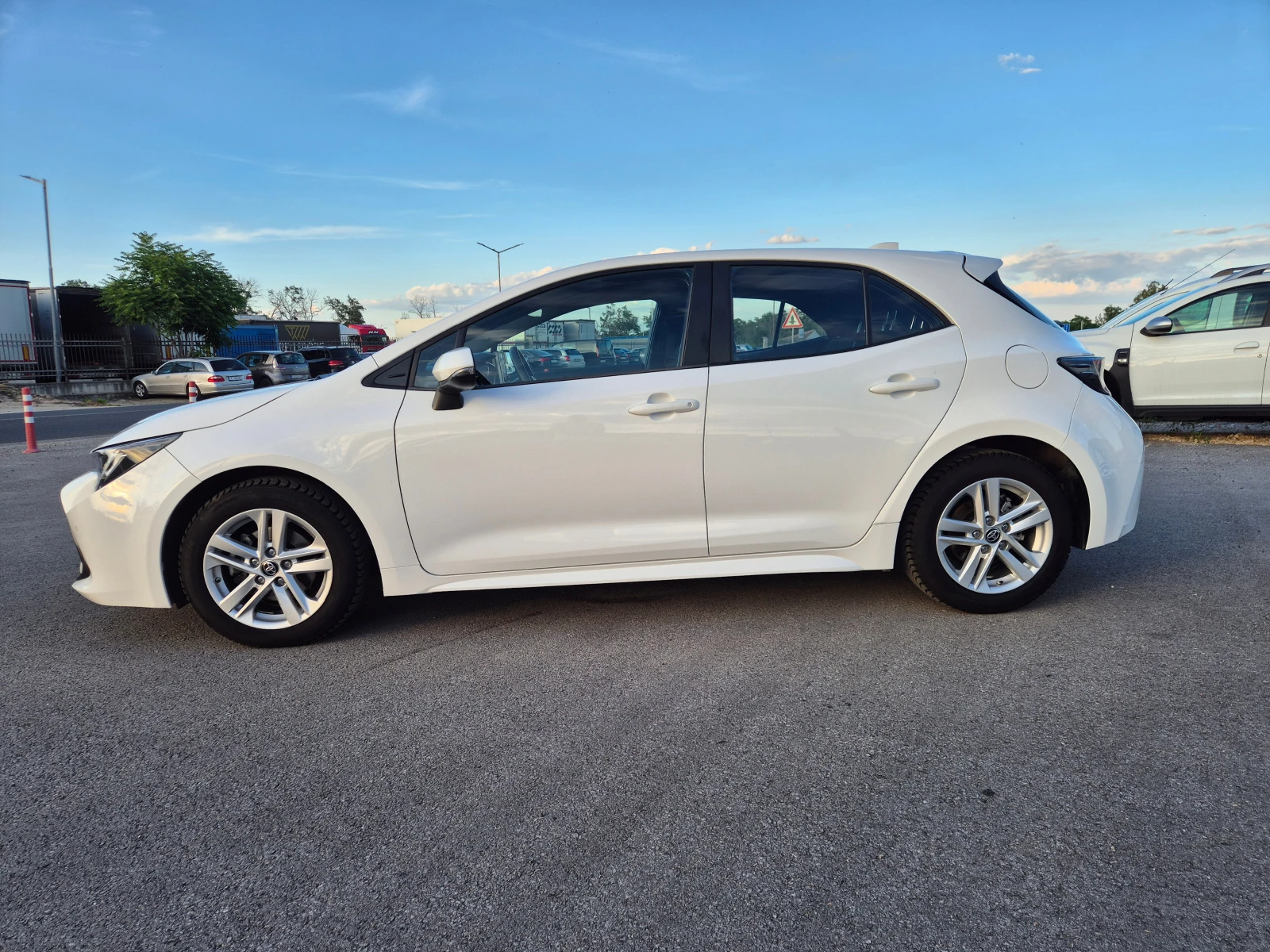 Toyota Corolla Comfort НОВ-A/Т-116кс, снимка 2 - Автомобили и джипове - 54982645