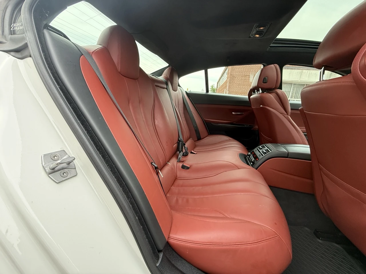 BMW 650 xDrive Gran Coupe/Soft Close/MAСАЖИ/ОБДУХВАНЕ/360C, снимка 10 - Автомобили и джипове - 55064957