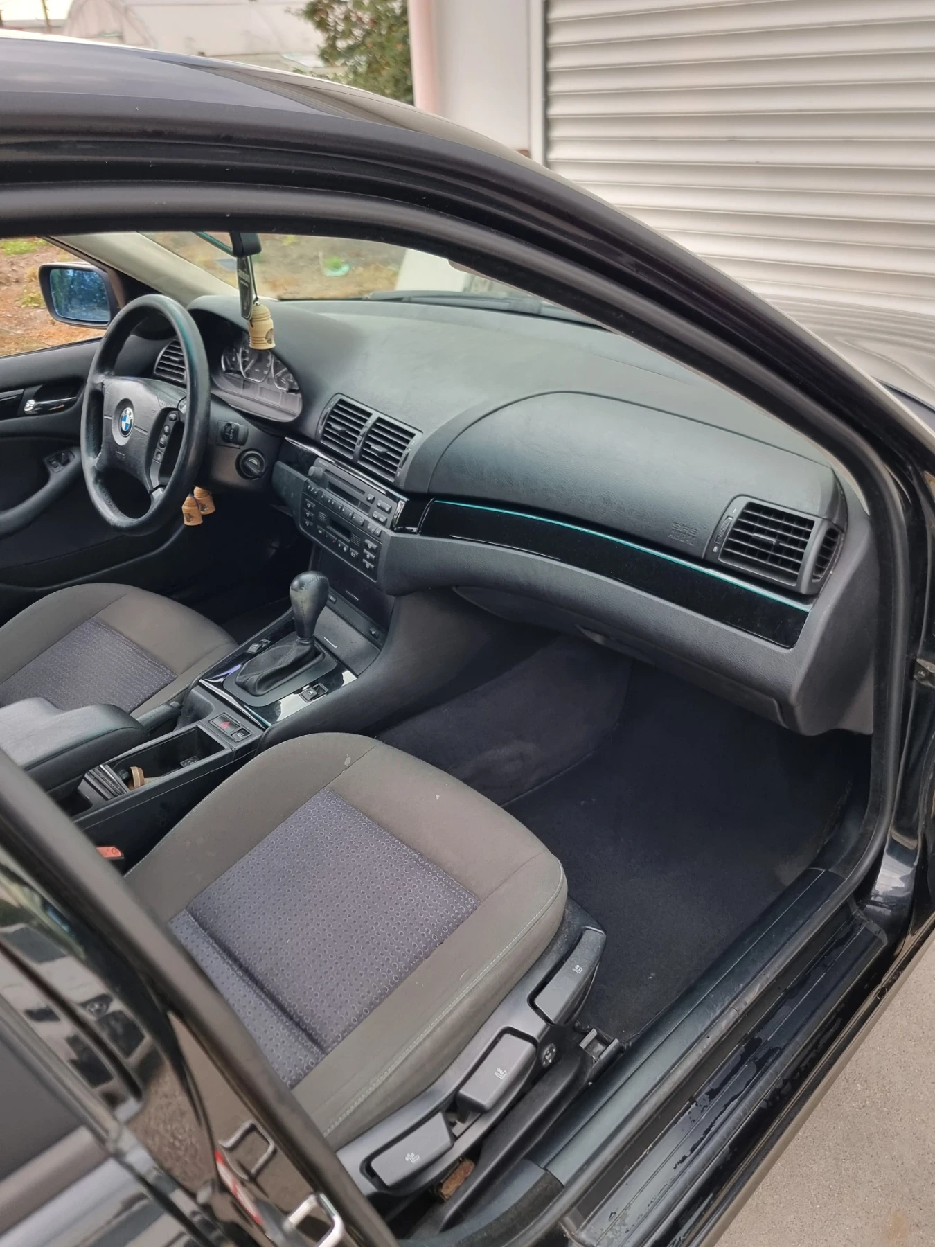 BMW 318 1.8i LPG, снимка 16 - Автомобили и джипове - 55072668