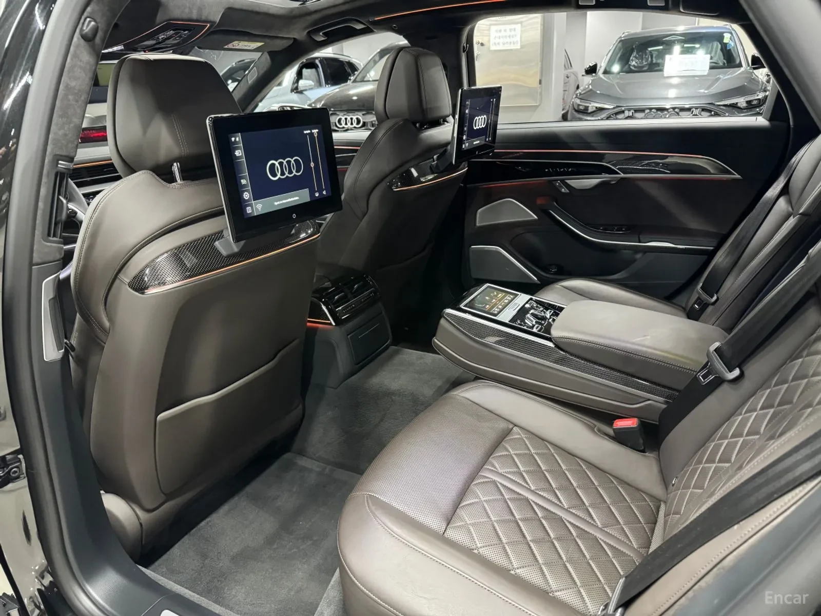 Audi S8 UNIKAT* 44000KM!!!* S8* QUATTRO* , снимка 12 - Автомобили и джипове - 55102686