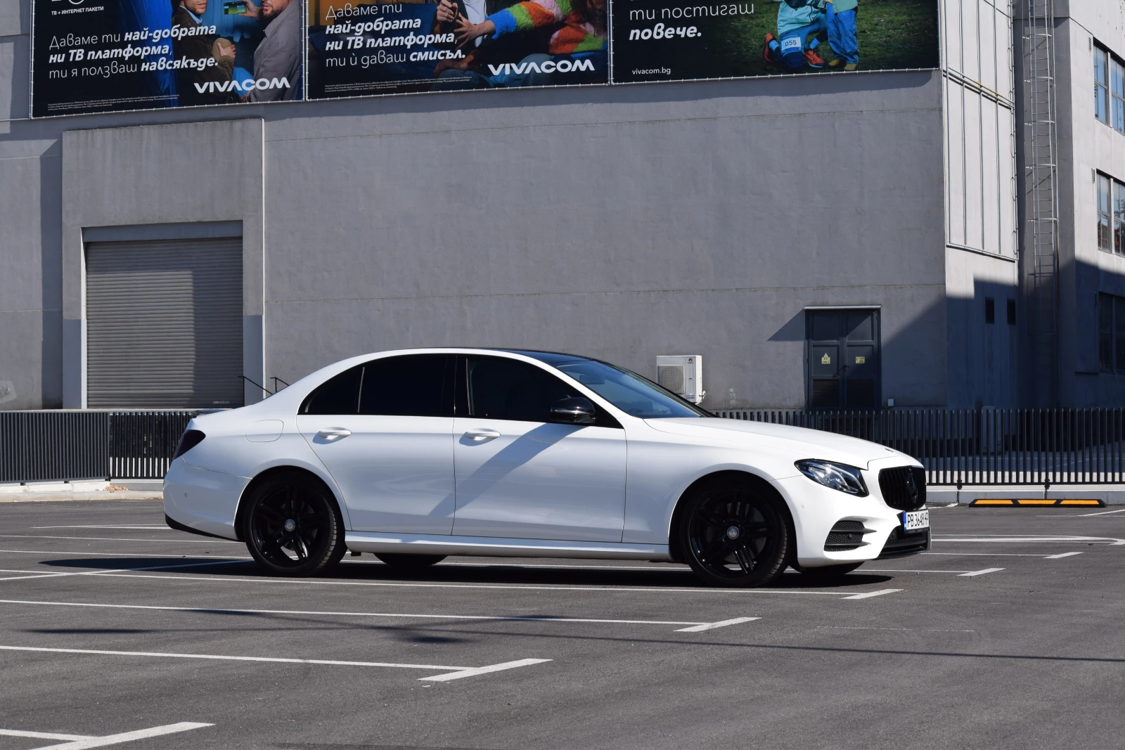 Mercedes-Benz E 350, снимка 5 - Автомобили и джипове - 55247941